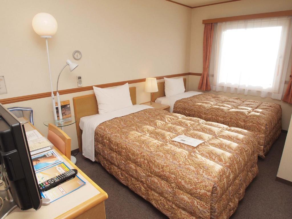 Toyoko Inn Hokkaido Asahikawa Eki Higashi Guchi Exterior foto